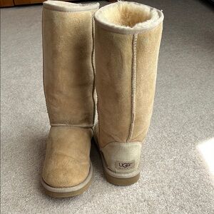 UGG Women's Tan Sheepskin Boots